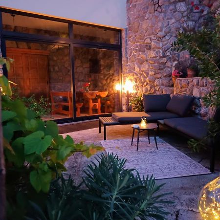 לובראן Apartments Sandra מראה חיצוני תמונה