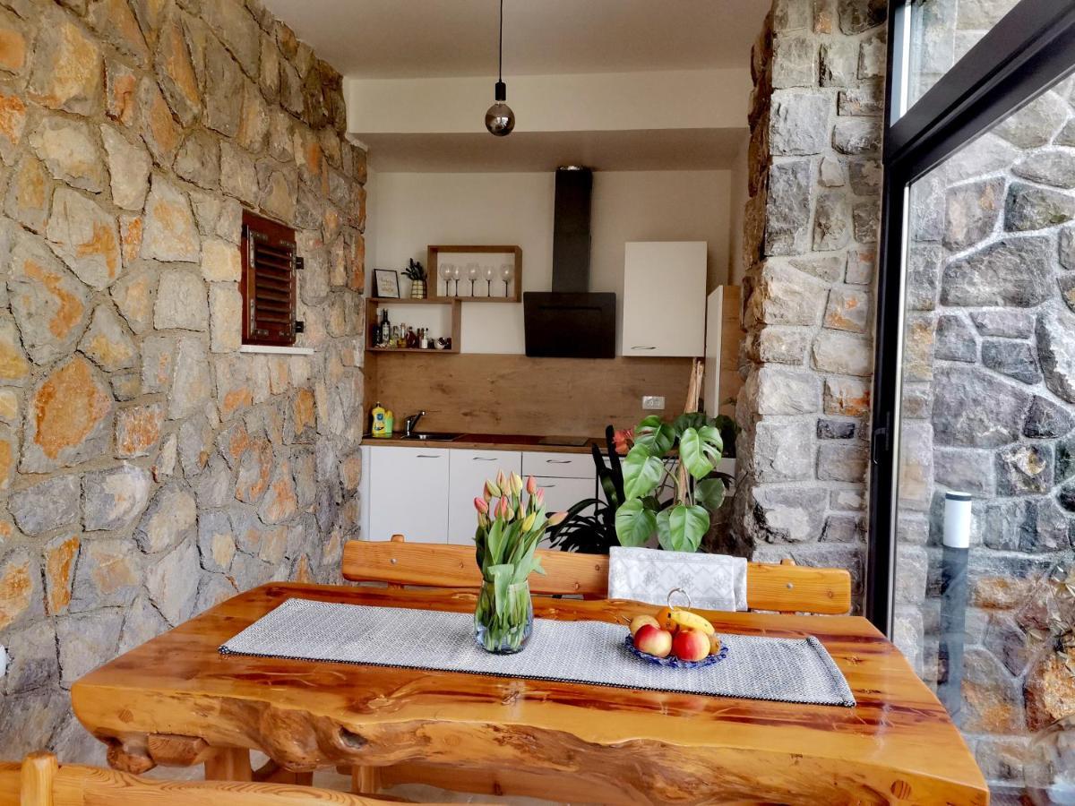 לובראן Apartments Sandra מראה חיצוני תמונה