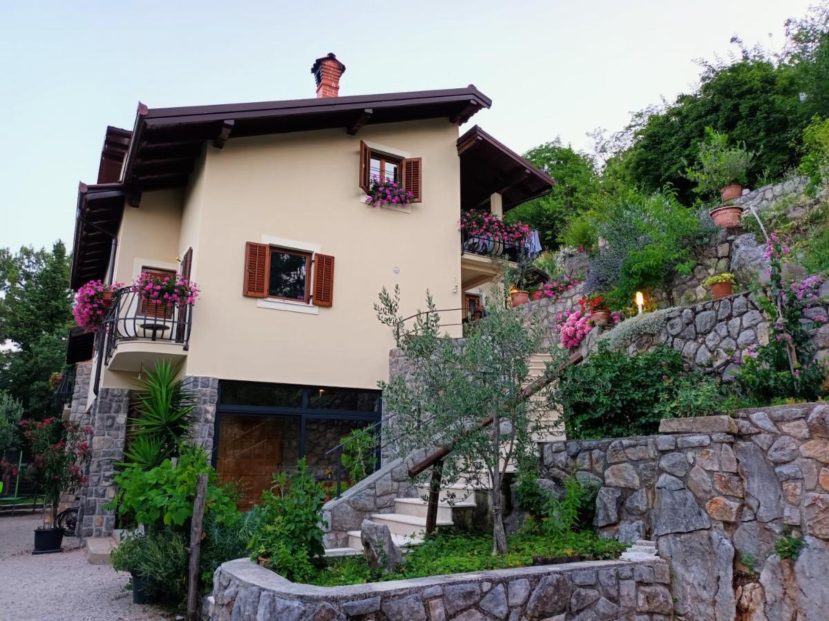 לובראן Apartments Sandra מראה חיצוני תמונה